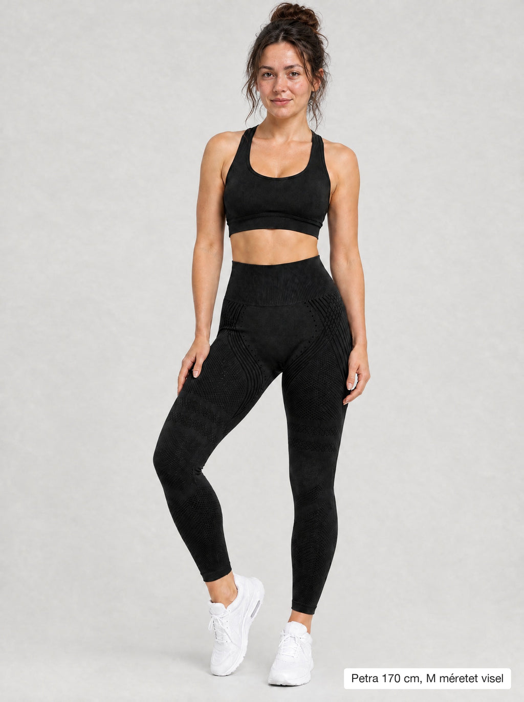 SHAPRESS SCULPT™ alakformáló leggings fekete – Petra 170 cm, M méretet visel, szemből